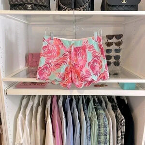 Lilly Pulitzer butter cup scallop short 00 worn once